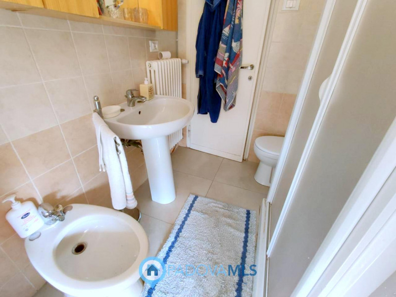 Immobile in esclusiva al Gruppo Padova MLS

Padova zona Forcellini: in centro al quartiere, in po...