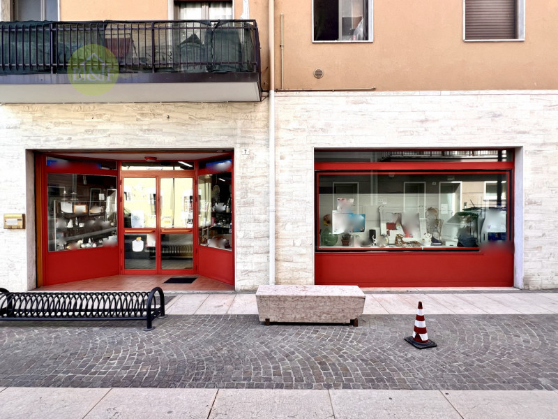 Legnago Vendita Negozio