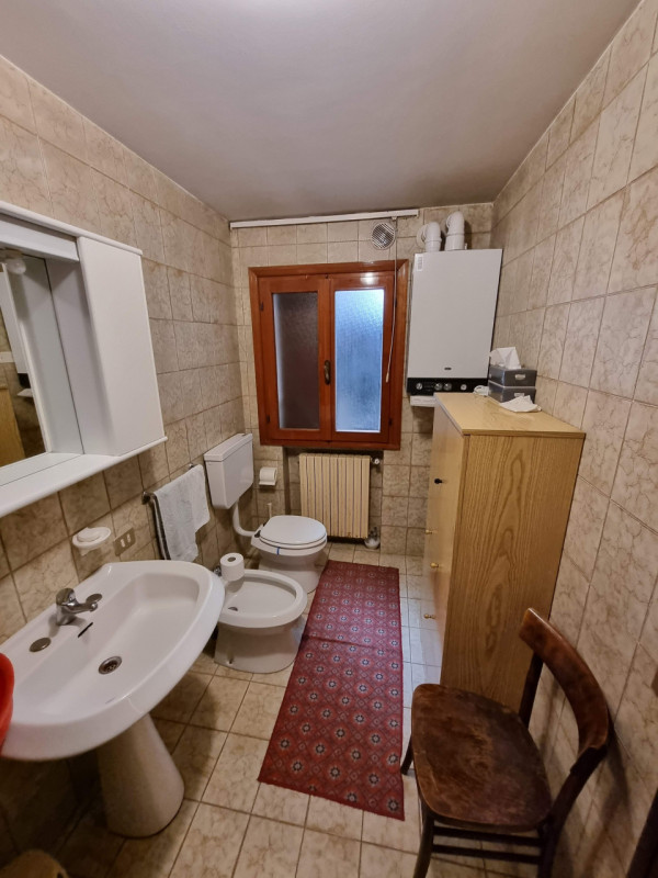 Montegaldella (VI), appena fuori dal centro abitato Proponiamo in Vendita Nuda Proprietà di quest...