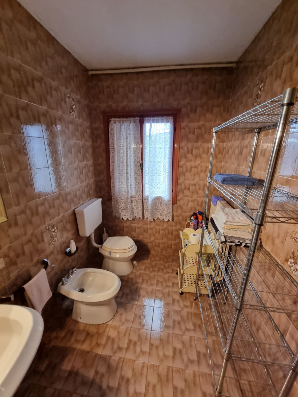 Montegaldella (VI), appena fuori dal centro abitato Proponiamo in Vendita Nuda Proprietà di quest...