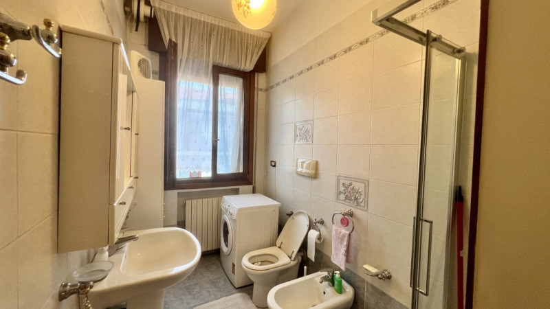 Interessante soluzione in contesto residenziale di sole 4 unità abitative, senza spese condominia...