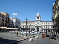 PADOVA CENTRO STORICO, Riferimento MC002: tra Piazza dei Signori e Piazza Duomo in zona ZTL, impo...