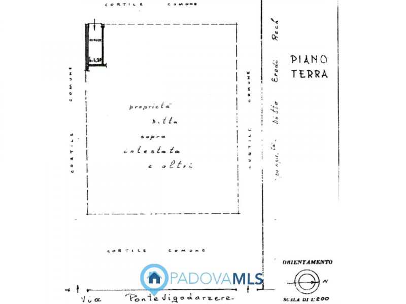Immobile in esclusiva al Gruppo Padova MLS

Locale commerciale di 165 mq al piano terra, dotato d...
