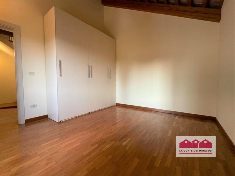 MONTE BERICO: ELEGANTE E SPAZIOSA BIFAMILIARE CON SPLENDIDA VISTA! 
RIF. 1754XB, EURO 2.500, Chia...