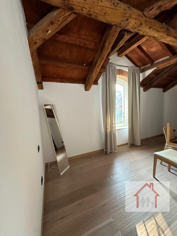 Rif: DV112
X Info - Denis: 3402540785

Piovene Rocchette (VI)

Opportunità unica di investimento ...