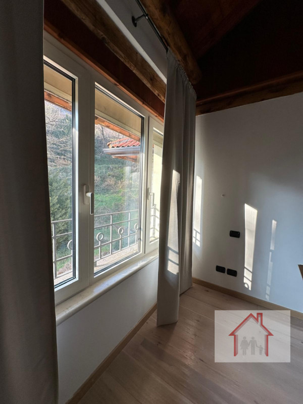 Rif: DV112
X Info - Denis: 3402540785

Piovene Rocchette (VI)

Opportunità unica di investimento ...