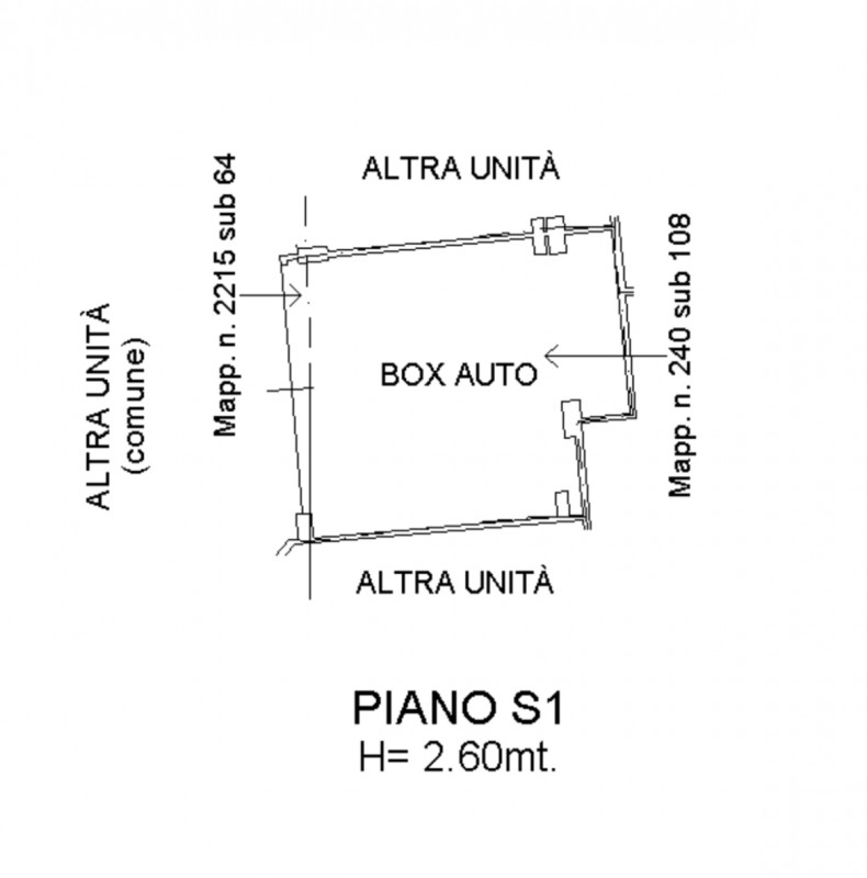 (Per INFO Roberto 3453195338) Situato nel cuore di Montebelluna, precisamente in Piazza Oberkoche...