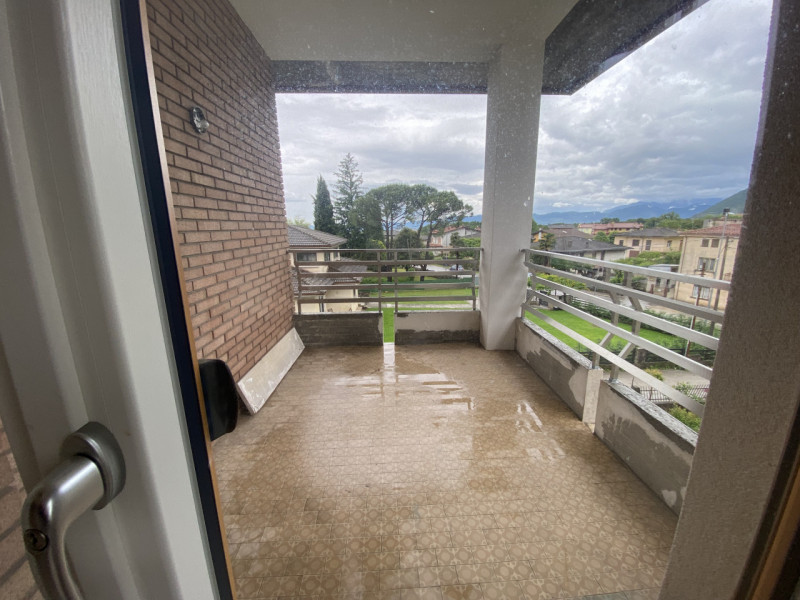 GRANDI SPAZI GARAGE DOPPIO GIARDINO PRIVATO VISTA PANORAMICA
ESCLUSIVA Palladio Re Group - In ven...