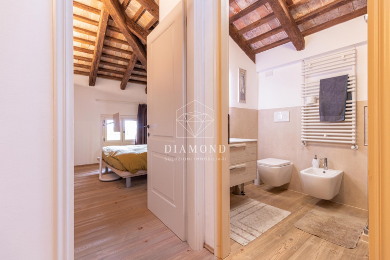 DISPONIBILE DAL 01 FEBBRAIO 2026.
Falzè di Trevignano: Appartamento inserito in Villa Veneta risa...