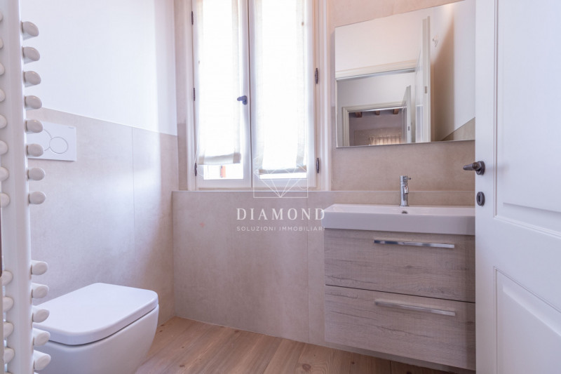 DISPONIBILE DA SUBITO.

Falzè di Trevignano: Appartamento inserito in Villa Veneta risalente al 1...