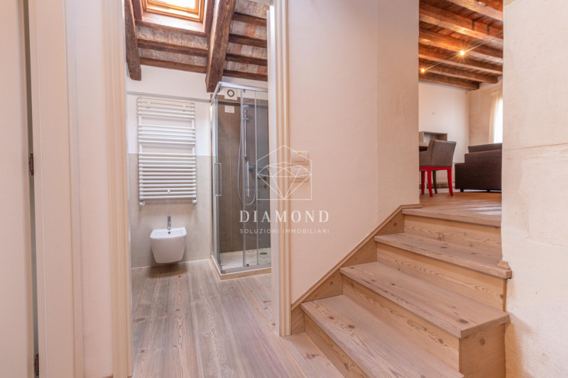 DISPONIBILE DA SUBITO.

Falzè di Trevignano: Appartamento inserito in Villa Veneta risalente al 1...