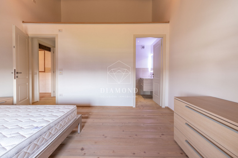 DISPONIBILE DA SUBITO.

Falzè di Trevignano: Appartamento inserito in Villa Veneta risalente al 1...