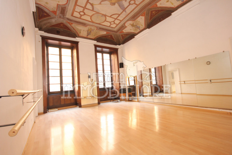 Genova Affitto Appartamento quadrilocale