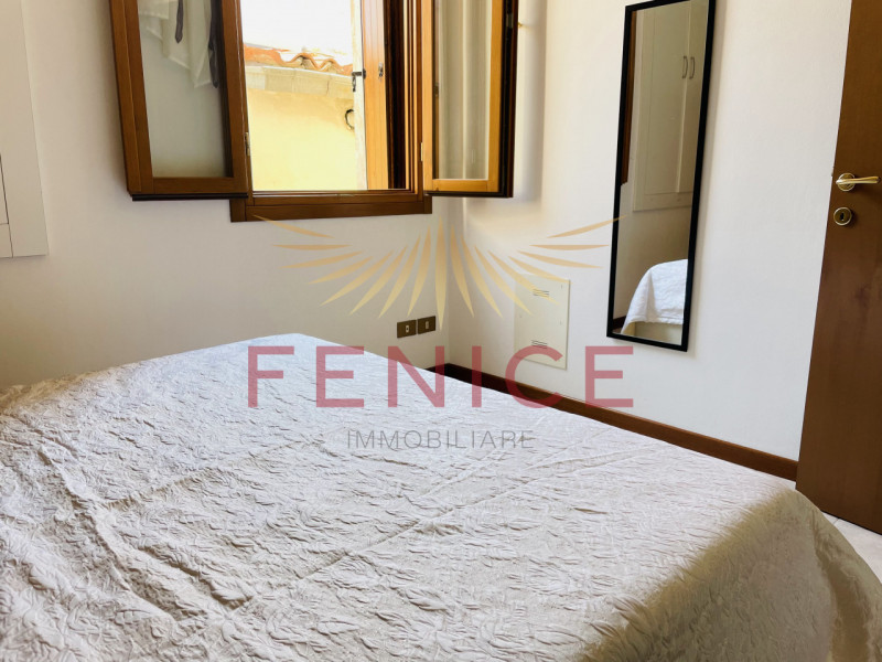 Scoprite l'opportunità unica di affittare fino a giugno 2026 un meraviglioso appartamento bilocal...