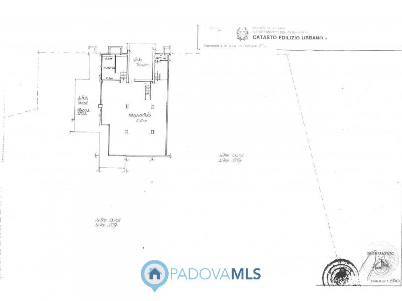 Immobile in esclusiva al Gruppo Padova MLS
Adiacente alla zona pedonale, in ottima posizione di p...