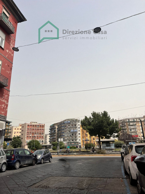 Napoli Affitto Negozio