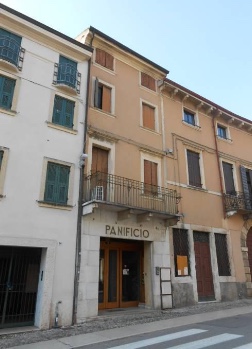 Soave Vendita Palazzo