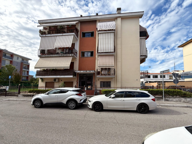 Verona Vendita Appartamento trilocale