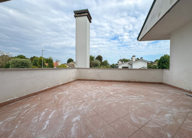 STRA' CENTRO, In una delle zone residenziali più esclusive di Stra, proponiamo in vendita un'affa...