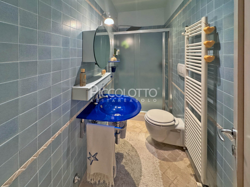 Rif. V5357 - Cornuda, splendida villa panoramica in vendita immersa nel verde dei Colli Asolani, ...