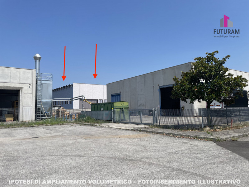 PIAZZOLA SUL BRENTA (PD) - rif.634MIC - Per info 3473209826 - In zona industriale sarà disponibil...