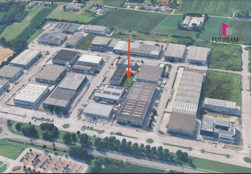 PIAZZOLA SUL BRENTA (PD) - rif.634MIC - Per info 3473209826 - In zona industriale sarà disponibil...