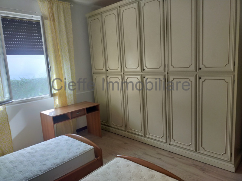 Vi presentiamo una graziosa casa singola situata nel cuore della zona Stanga, a Padova. Questo im...