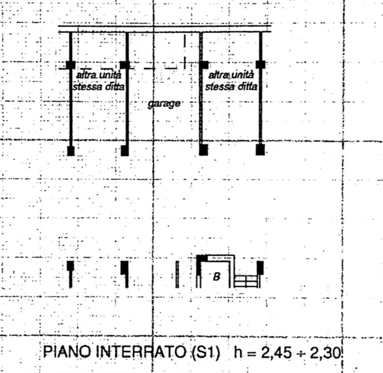 (Per INFO Fabrizio 333 7743912) Proponiamo un ampio appartamento al quarto ed ultimo piano, servi...