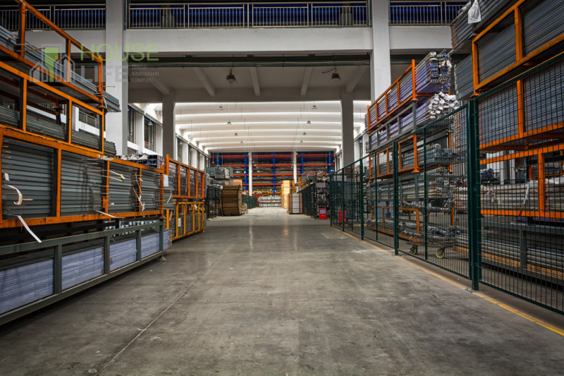 VALDASTICO: Proponiamo in vendita CAPANNONE a destinazione industriale di circa 2.200 mq, con alt...