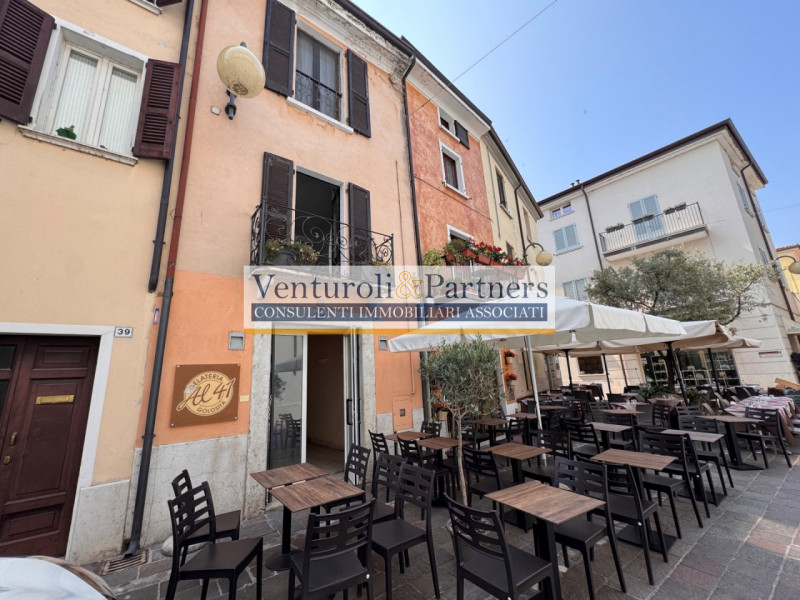 Desenzano del Garda Vendita Negozio
