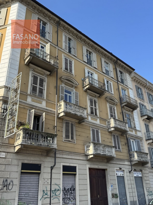 Torino Affitto Appartamento trilocale