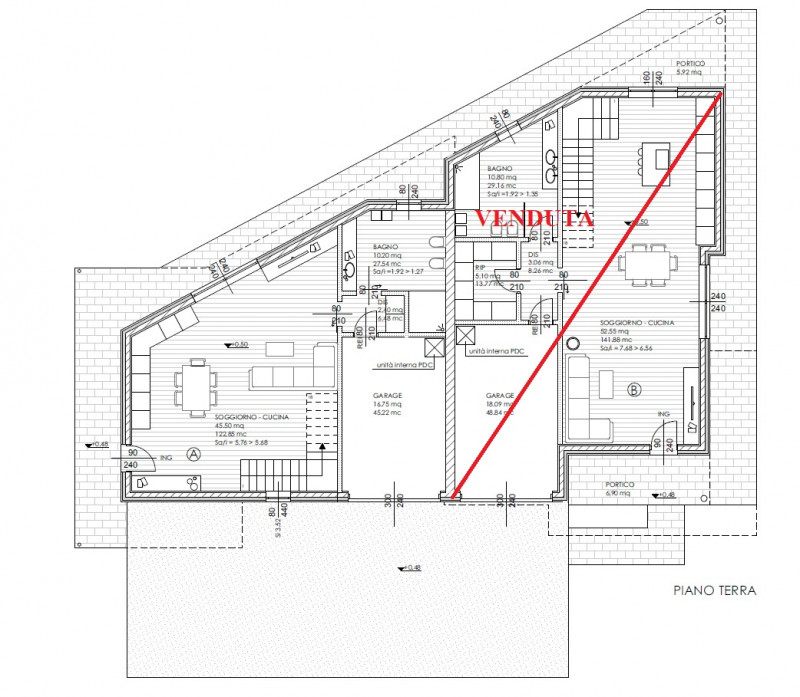 Situata a Brugine, comoda a raggiungere facilmente tutti i servizi, vi proponiamo una porzione di...