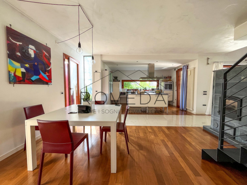 PREGANZIOL - SAN TROVASO

RIFERIMENTO: PR8

Scopri altre opportunità sul nostro sito e approfitta...