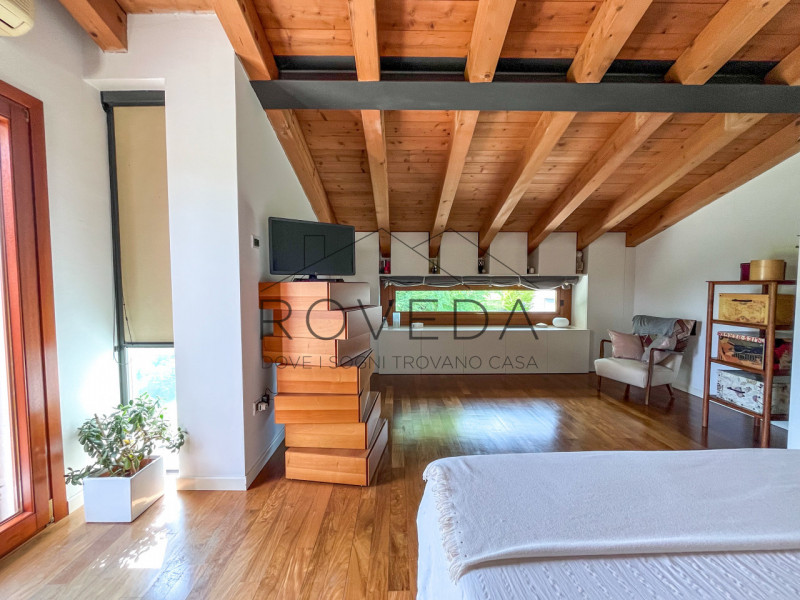 PREGANZIOL - SAN TROVASO

RIFERIMENTO: PR8

Scopri altre opportunità sul nostro sito e approfitta...