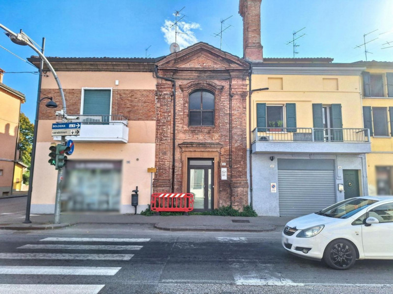 Castel Bolognese Vendita Negozio