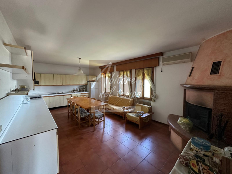 CITTADELLA (PD) Casa con laboratorio e ampio giardino vicino al centro


In esclusiva proponiamo ...