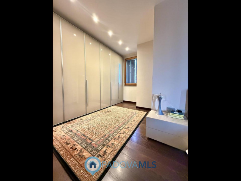 Immobile in esclusiva al Gruppo Padova MLS
PONSO: paesino a 5 km da Este, contesto silenzioso ed ...