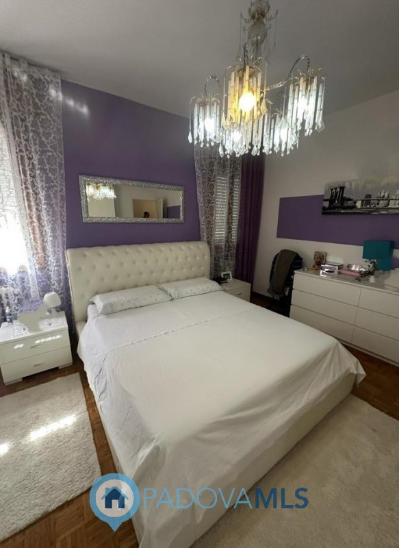 Immobile in esclusiva al Gruppo Padova MLS
Nel cuore del quartiere Pio X° a due minuti dal centro...