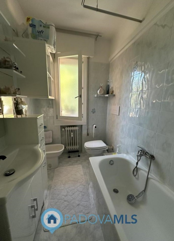 Immobile in esclusiva al Gruppo Padova MLS
Nel cuore del quartiere Pio X° a due minuti dal centro...