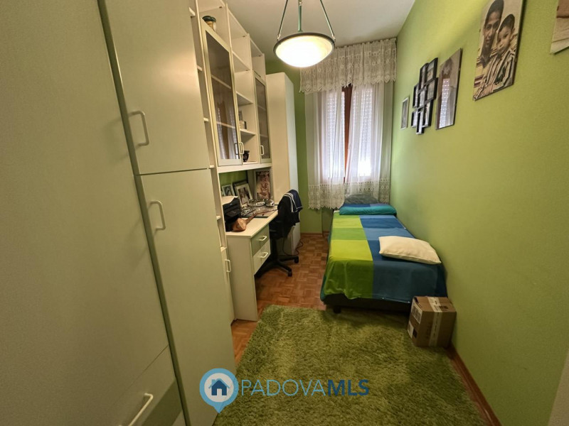 Immobile in esclusiva al Gruppo Padova MLS
Nel cuore del quartiere Pio X° a due minuti dal centro...