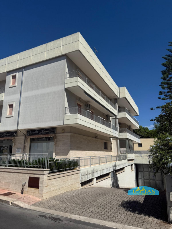 Ceglie Messapica Vendita Appartamento più di 5 locali