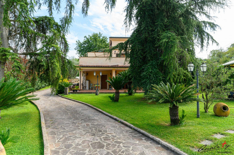 Marcellina Vendita Villa moderna