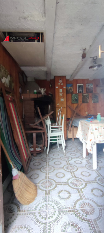 In un angolo incantato di Piovene Rocchette (VI), immerso nella quiete della località Barchi, sor...