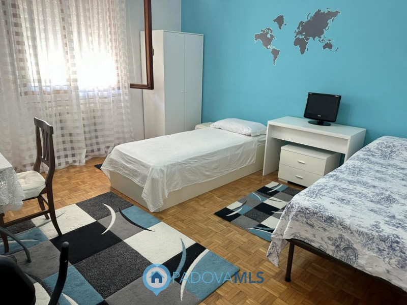 Immobile in esclusiva al Gruppo Padova MLS

Nel cuore del quartiere Pio X° a due minuti dal centr...