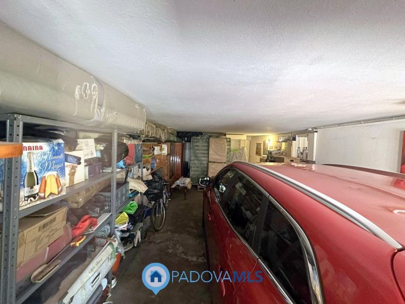 Immobile in esclusiva al Gruppo Padova MLS

Nel cuore del quartiere Pio X° a due minuti dal centr...