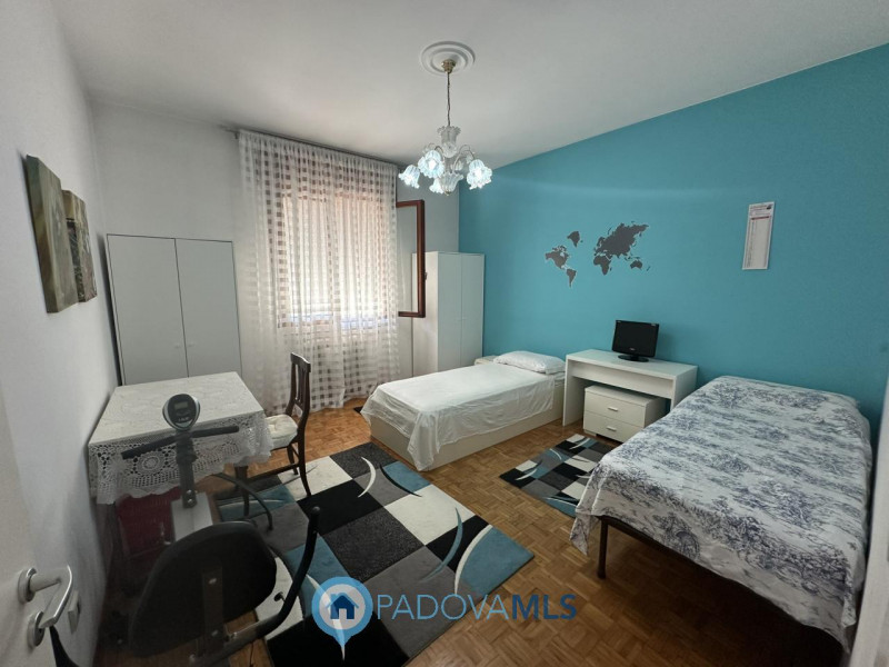 Immobile in esclusiva al Gruppo Padova MLS
Nel cuore del quartiere Pio X° a due minuti dal centro...