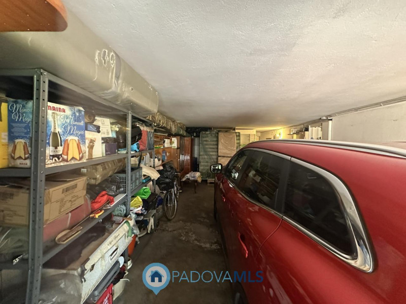 Immobile in esclusiva al Gruppo Padova MLS
Nel cuore del quartiere Pio X° a due minuti dal centro...