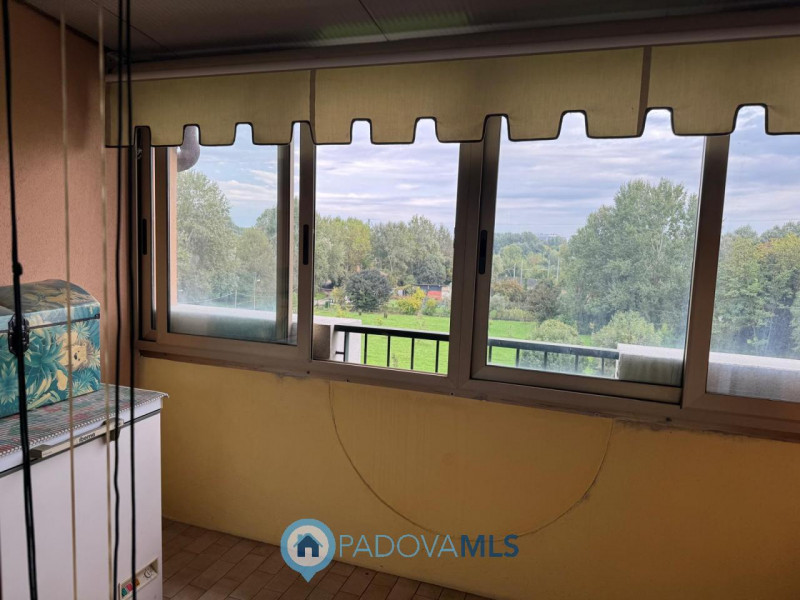 Immobile in esclusiva al Gruppo Padova MLS
In zona Mortise, proponiamo in vendita un luminoso app...