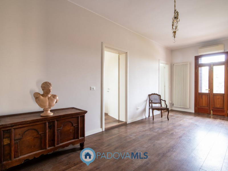 Immobile in esclusiva al Gruppo Padova MLS

Vigonza nella tranquilla frazione di Codiverno, propo...