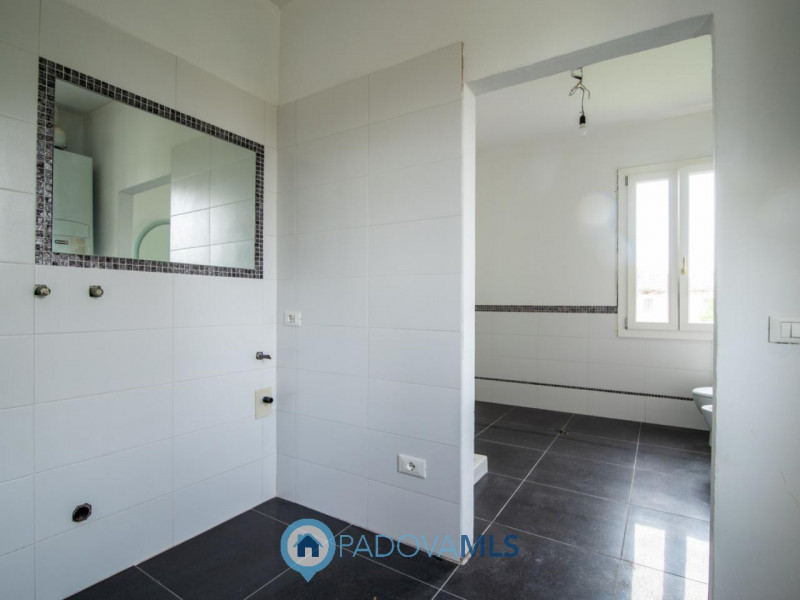 Immobile in esclusiva al Gruppo Padova MLS

Vigonza nella tranquilla frazione di Codiverno, propo...